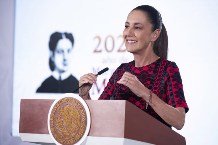 2026-06-10_Conferencia_de_prensa_matutina_-_Palacio_Nacional_02_SLE