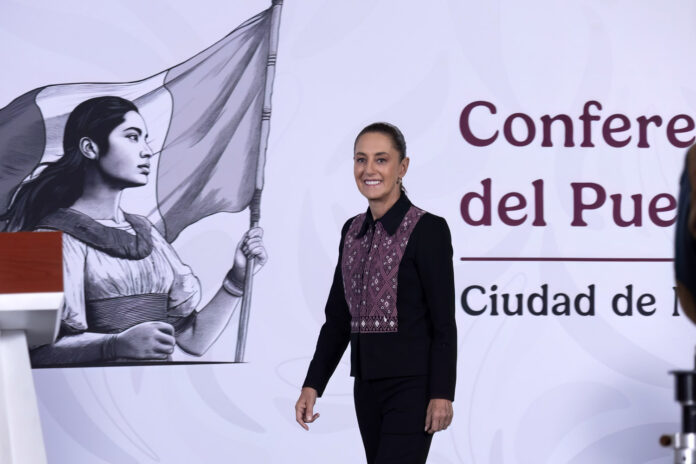 2026-06-23_Conferencia_de_prensa_matutina_-_Palacio_Nacional_01JCB