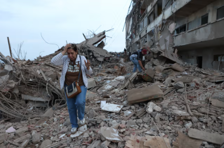 7,1 sacude Venezuela: daños, derrumbes y alerta de tsunami en el Caribe