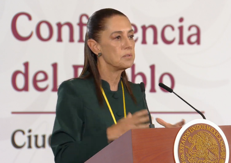Sheinbaum arremete: la oposición quiere volver al “pasado” de corrupción