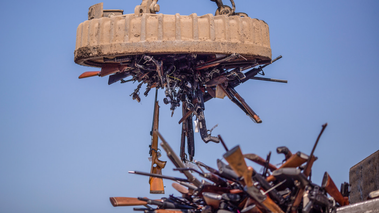 Decomisos caen 50%: EE. UU. presume menos armas, pero cambia la ruta