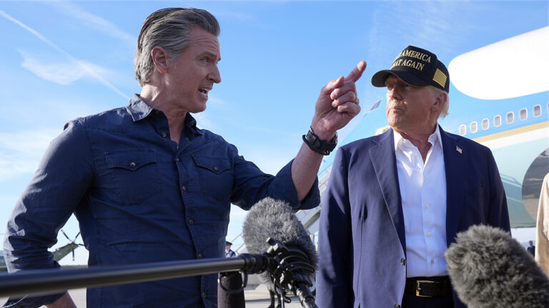 Newsom asegura que Trump ordenó investigación federal contra él y su esposa