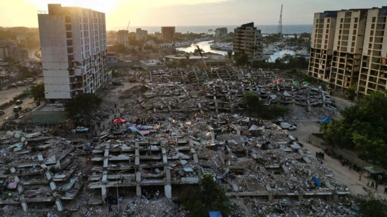 Emergencia venezolana persiste dos semanas tras doblete sísmico devastador